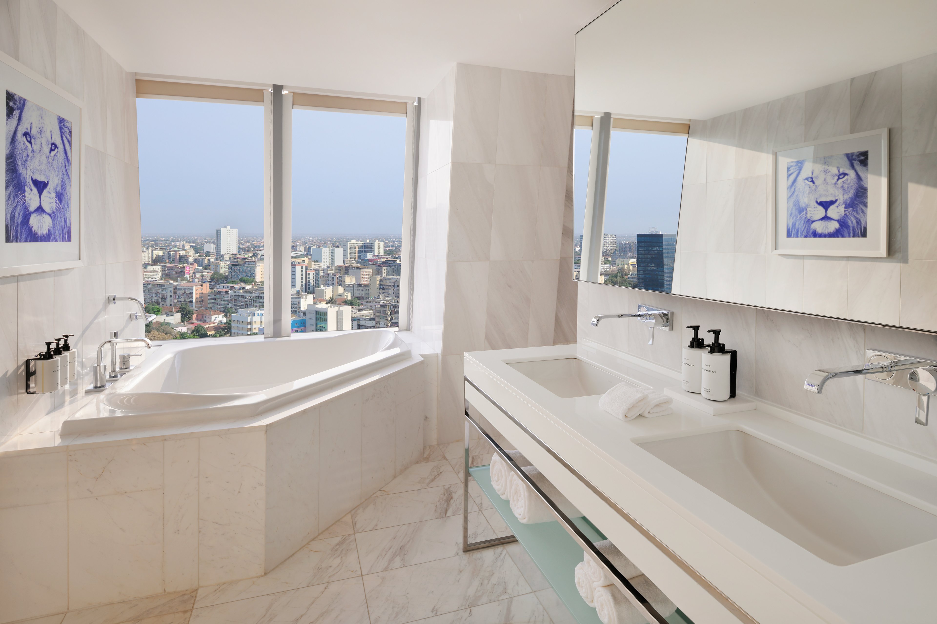 InterContinental Luanda Miramar 67/68