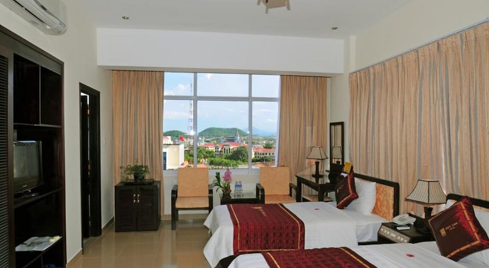 Duy Tan 2 Hotel 18/30