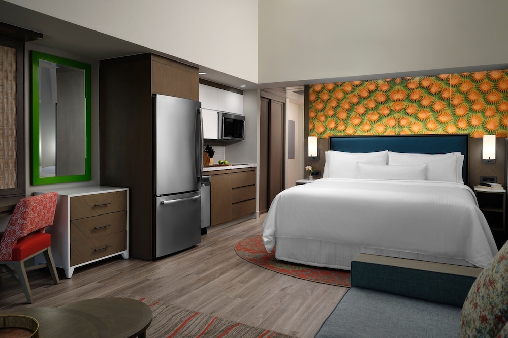 استوديو بسرير كينج بإطلالة على البحر بشرفة مع أريكة