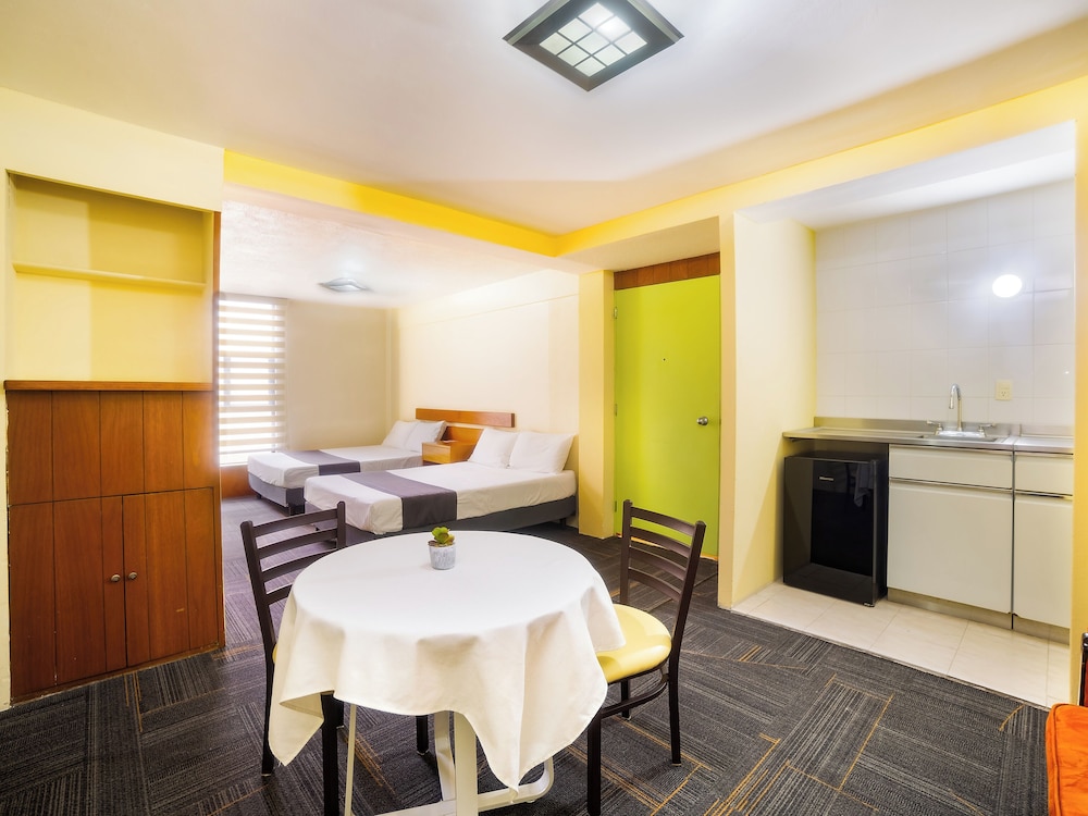 Capital O Hotel Suites Marne, Mexico City 27/36