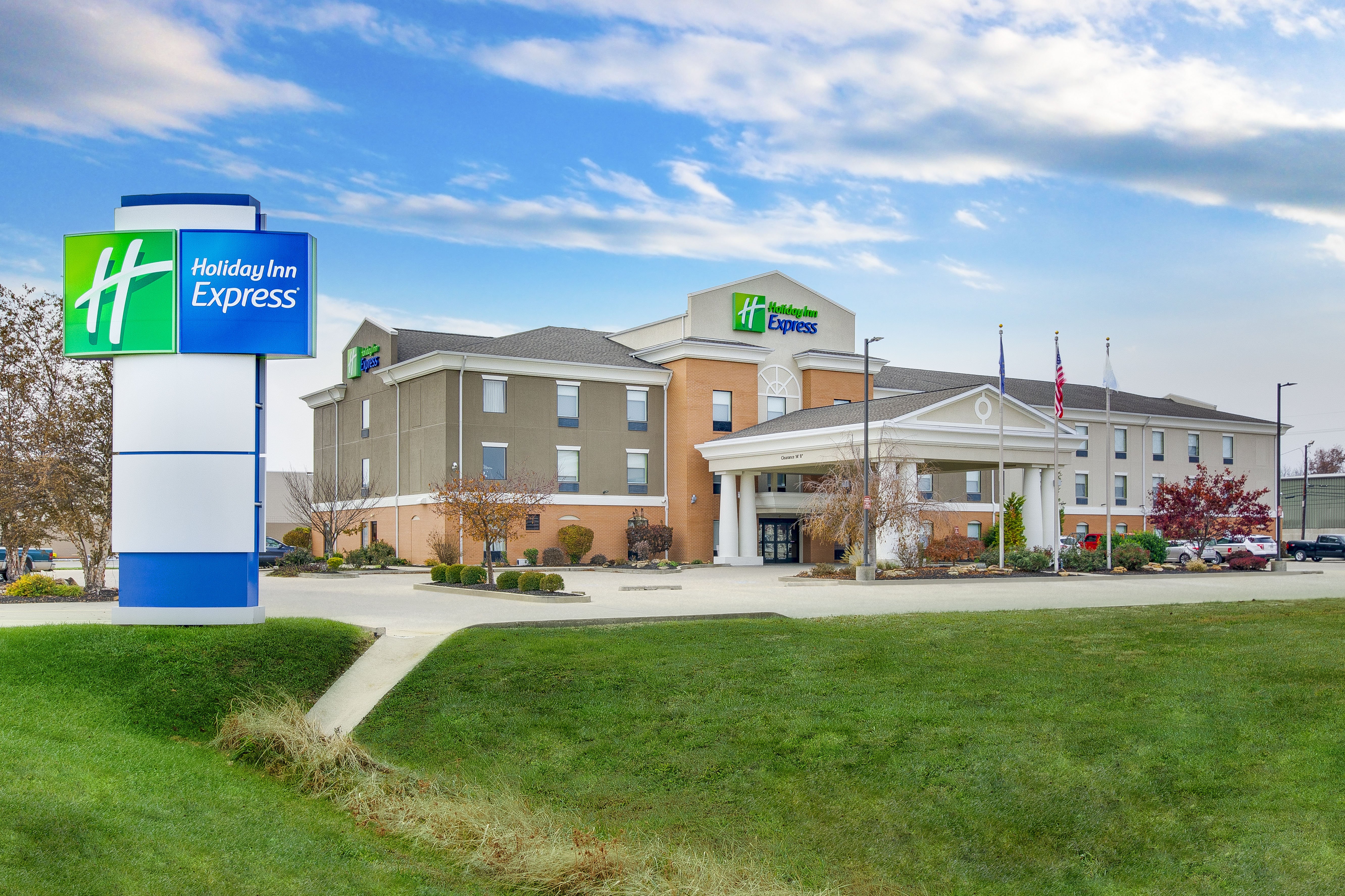 Holiday Inn Express Vincennes 7/54