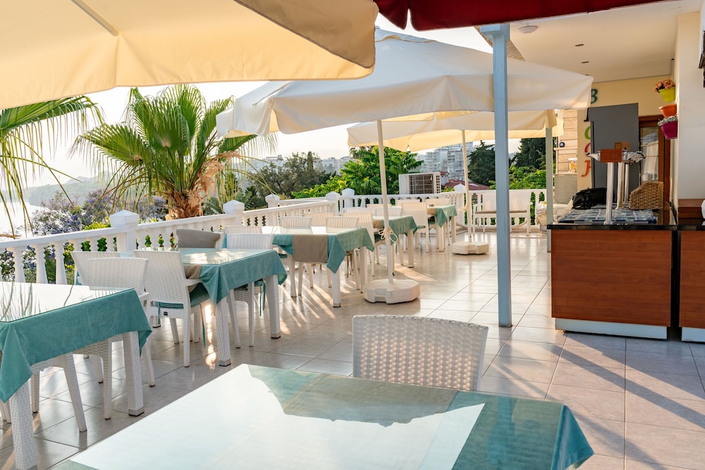 Bacchus Pension 38/49