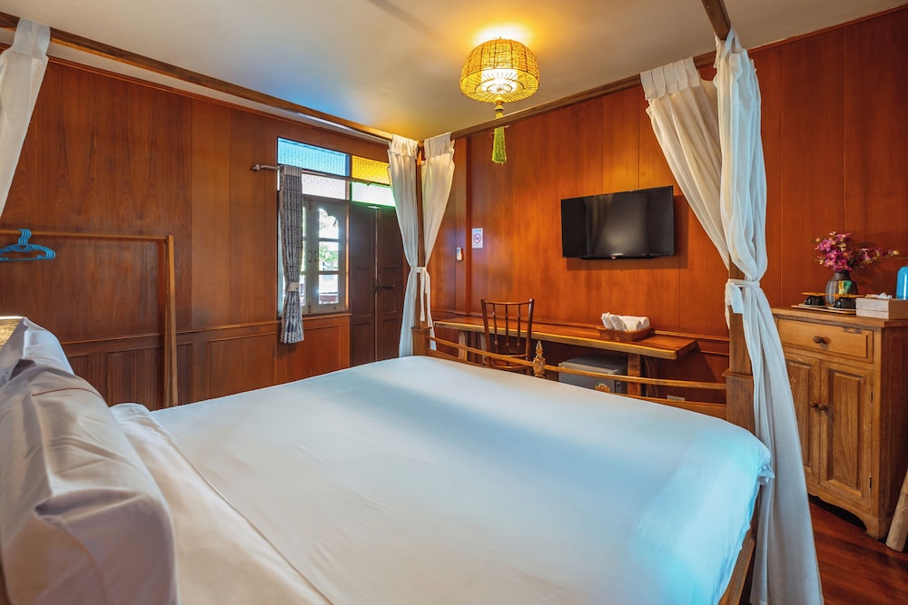 COMFORT, DOUBLE BED