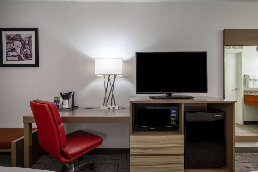 Wyndham Garden Columbia/Ft. Jackson 14/24