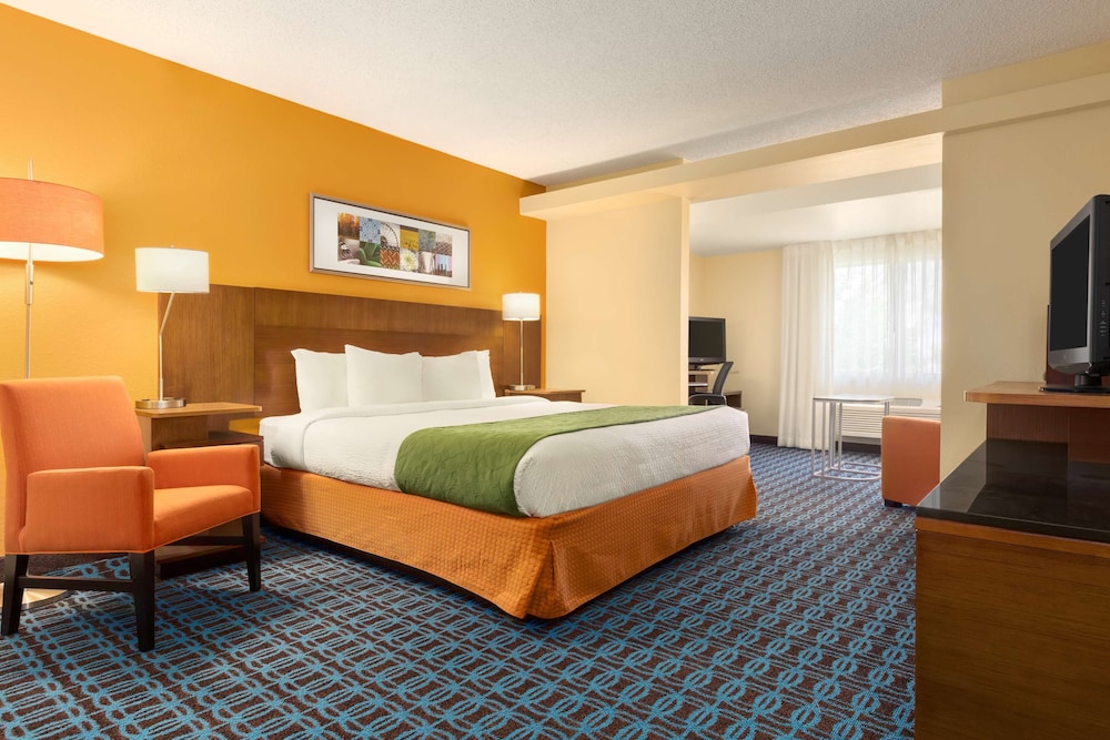Country Inn & Suites by Radisson, Phoenix Airport, AZ 7/46