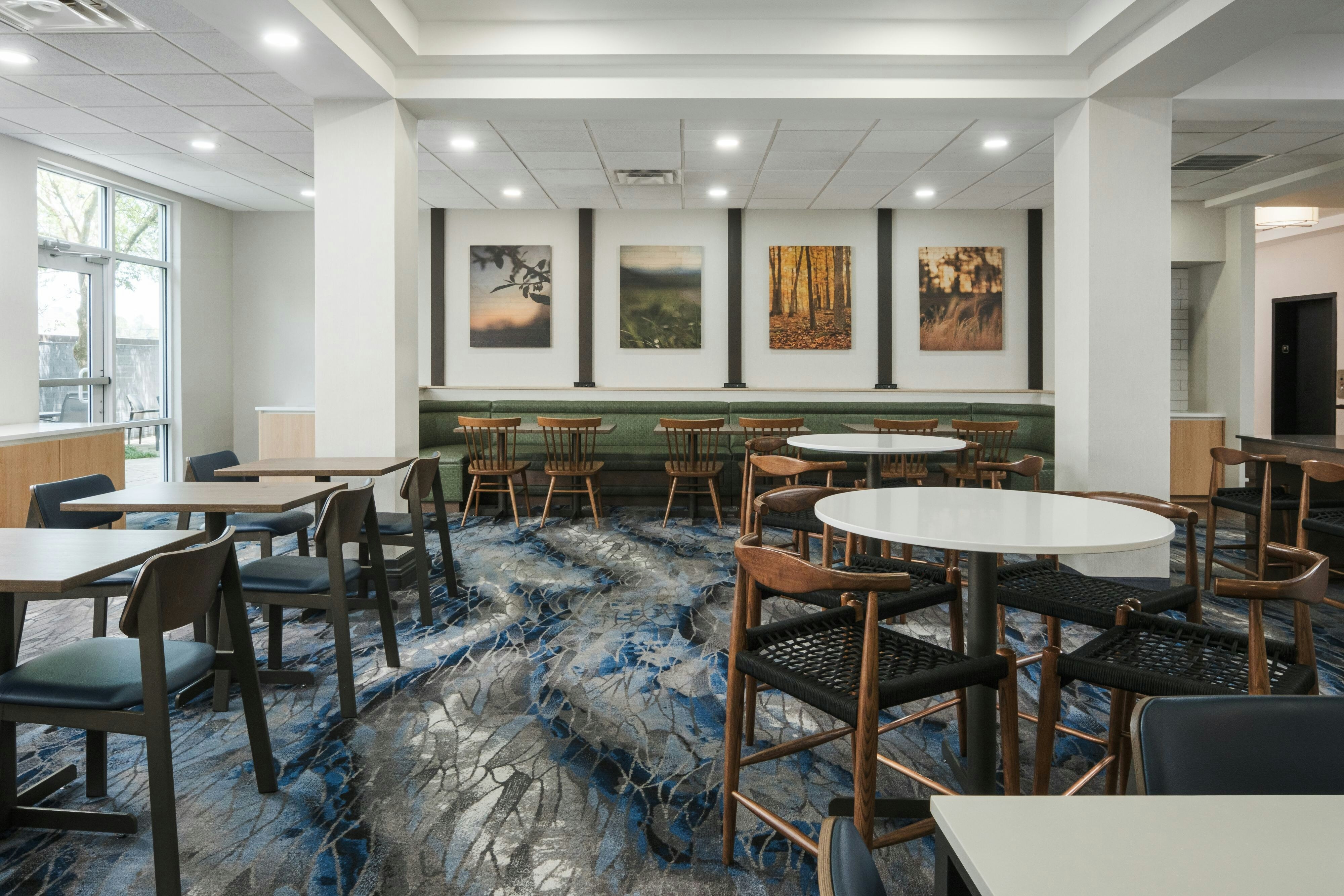 Fairfield Inn Suites Cleveland 16/25