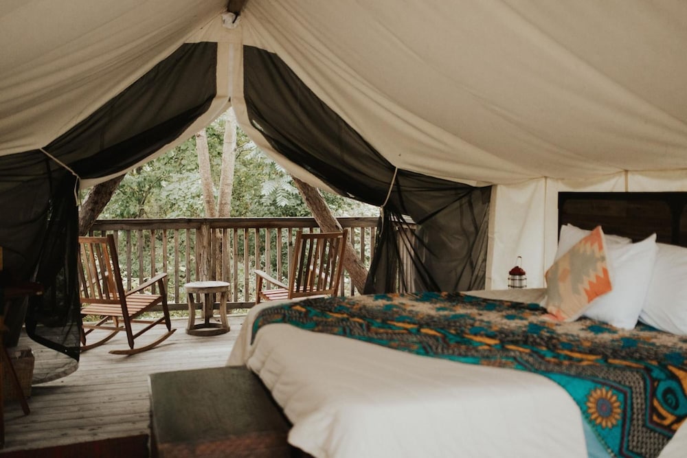 Firelight Camps 10/44