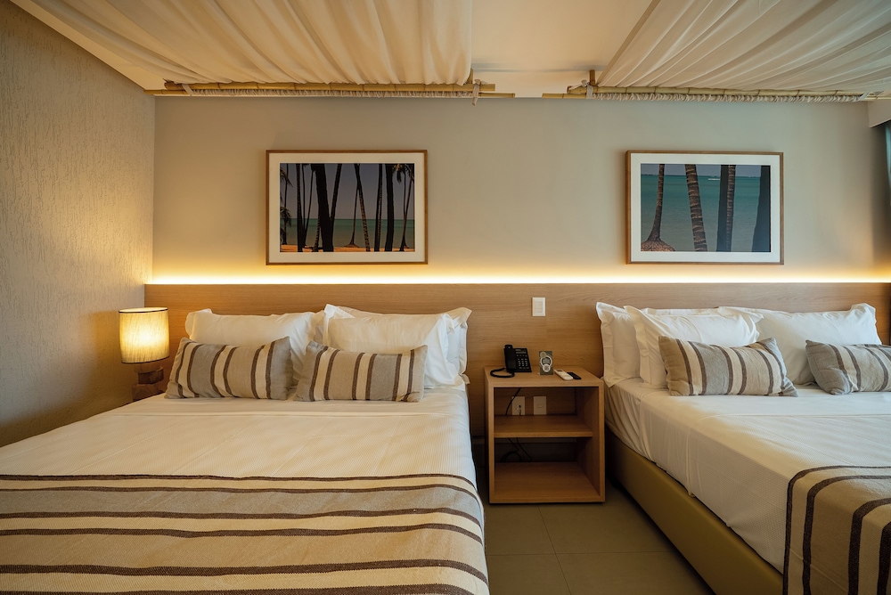 Garden, Family, Suite, 2 Queen Beds