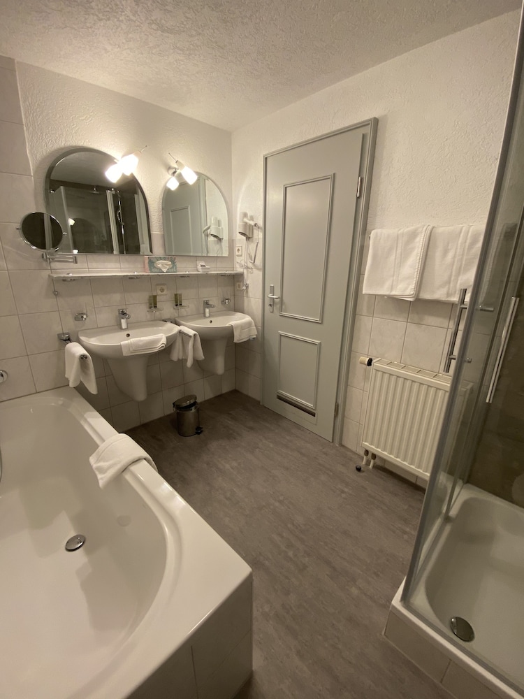 TOP CountryLine Hotel Ritter 18/45