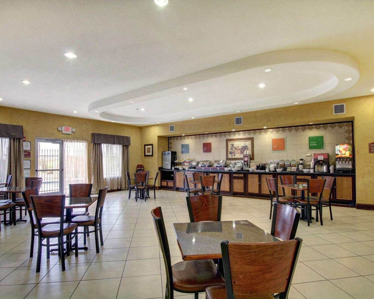 Comfort Inn And Suites Alvarado, TX 31/45