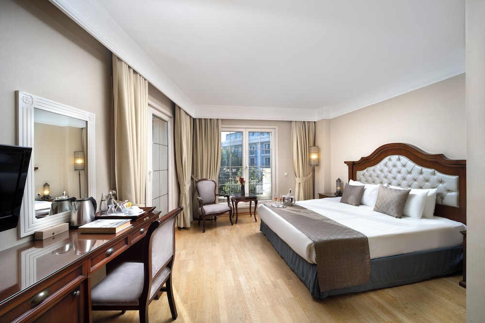 Recital Hotel 16/67