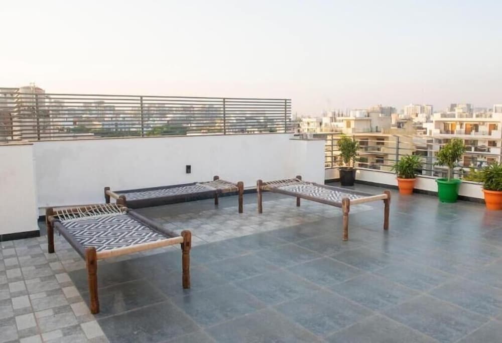 Posh Garden Inn Gurgaon 39/50