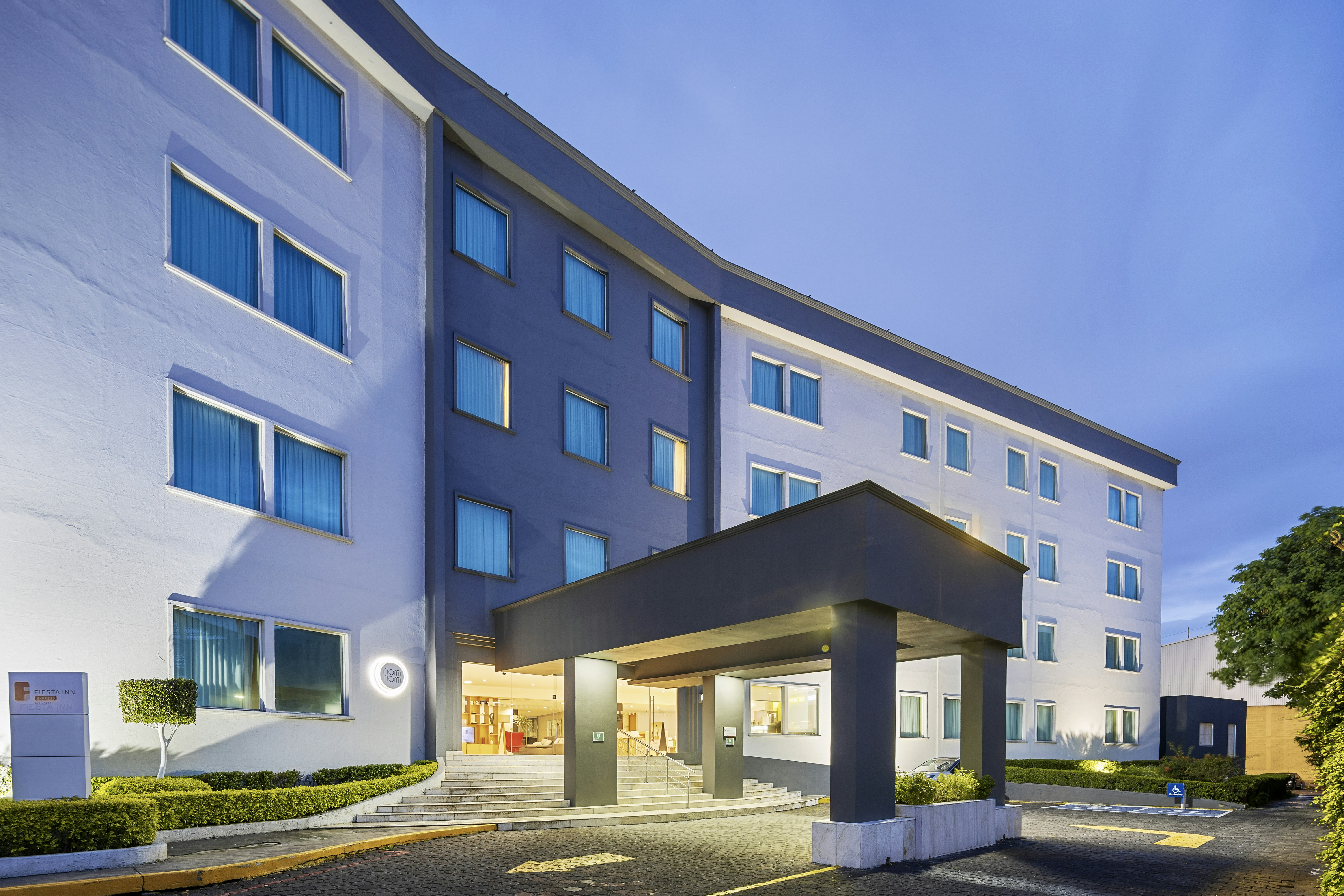Fiesta Inn Express Perinorte 76/84