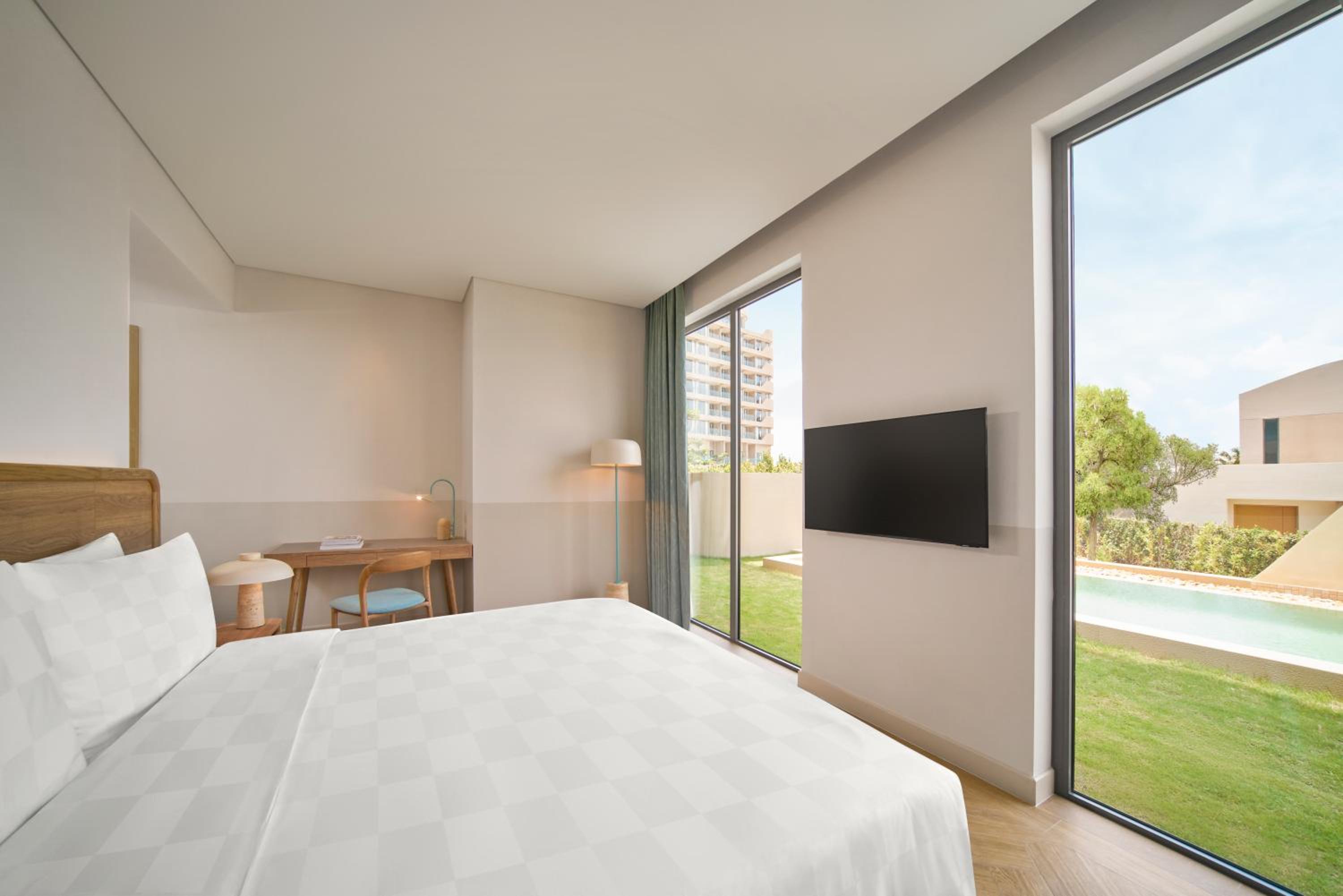 2 Bedrooms, Residence, Garden and Pool View, Balcony