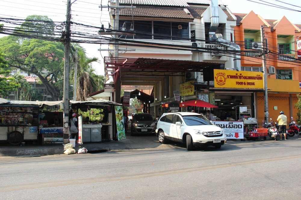 Monmuang Hotel And Residence 29/33