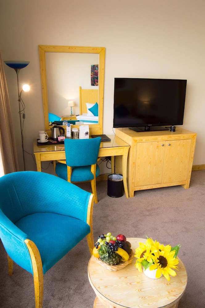 Palette Luxury Marina View Formerly Happy Days Hotel 38/60