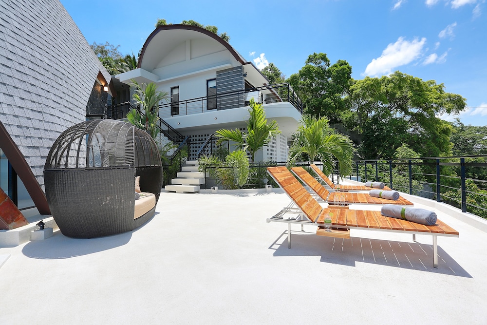 Villa Moonshadow 41/45
