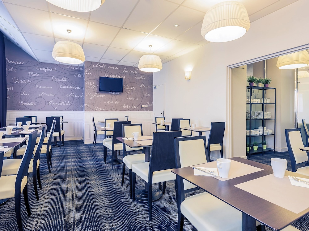 restaurant-cafeteria