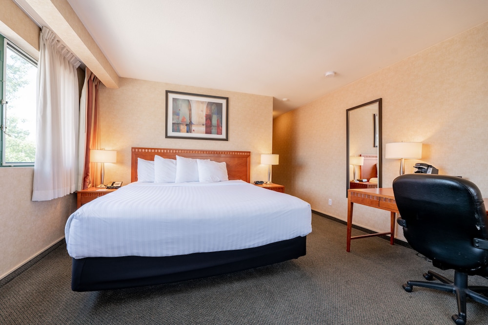 Kanata Kelowna Hotel and Conference Centre 12/47