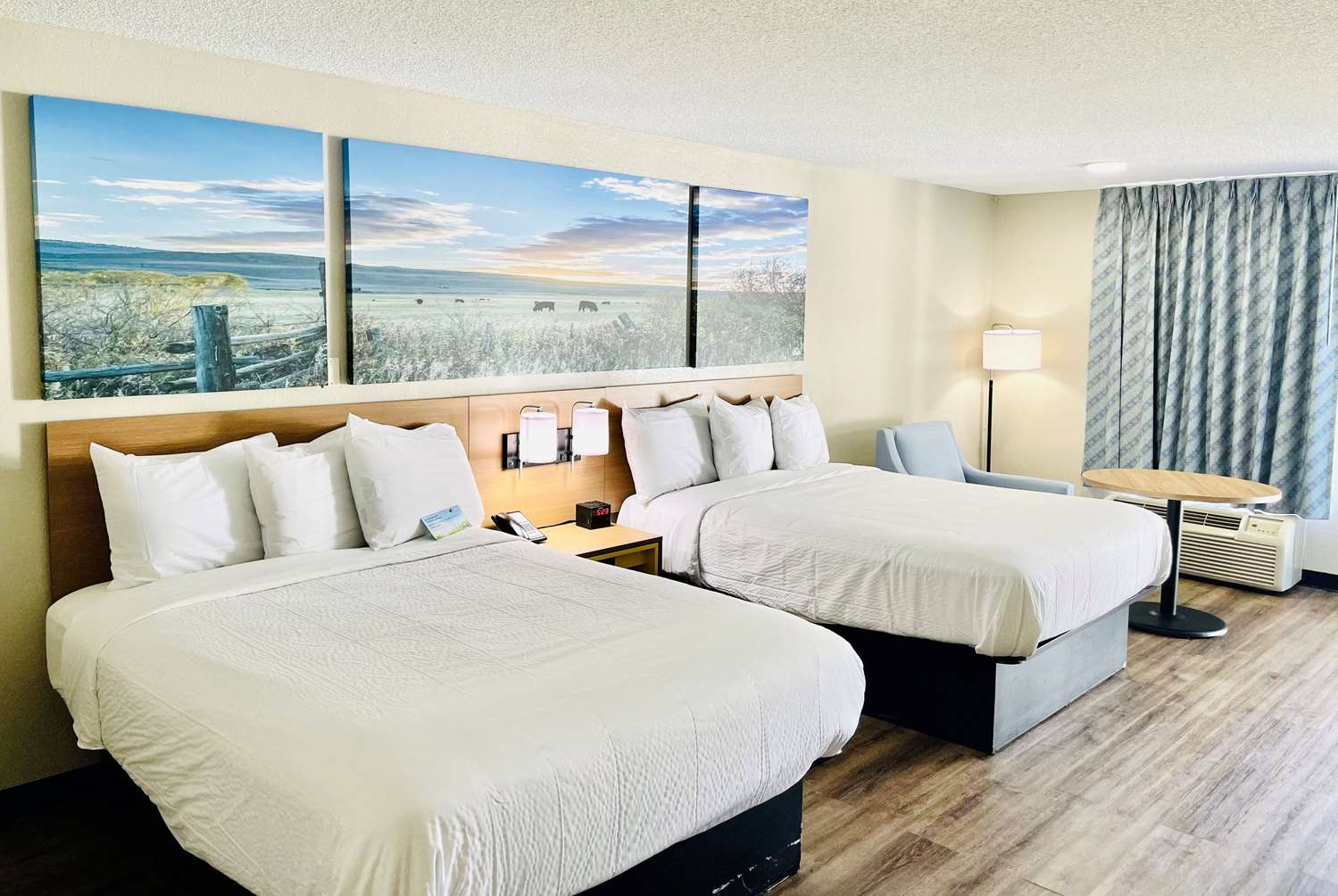 Days Inn By Wyndham Burleson Ft Worth 4/8