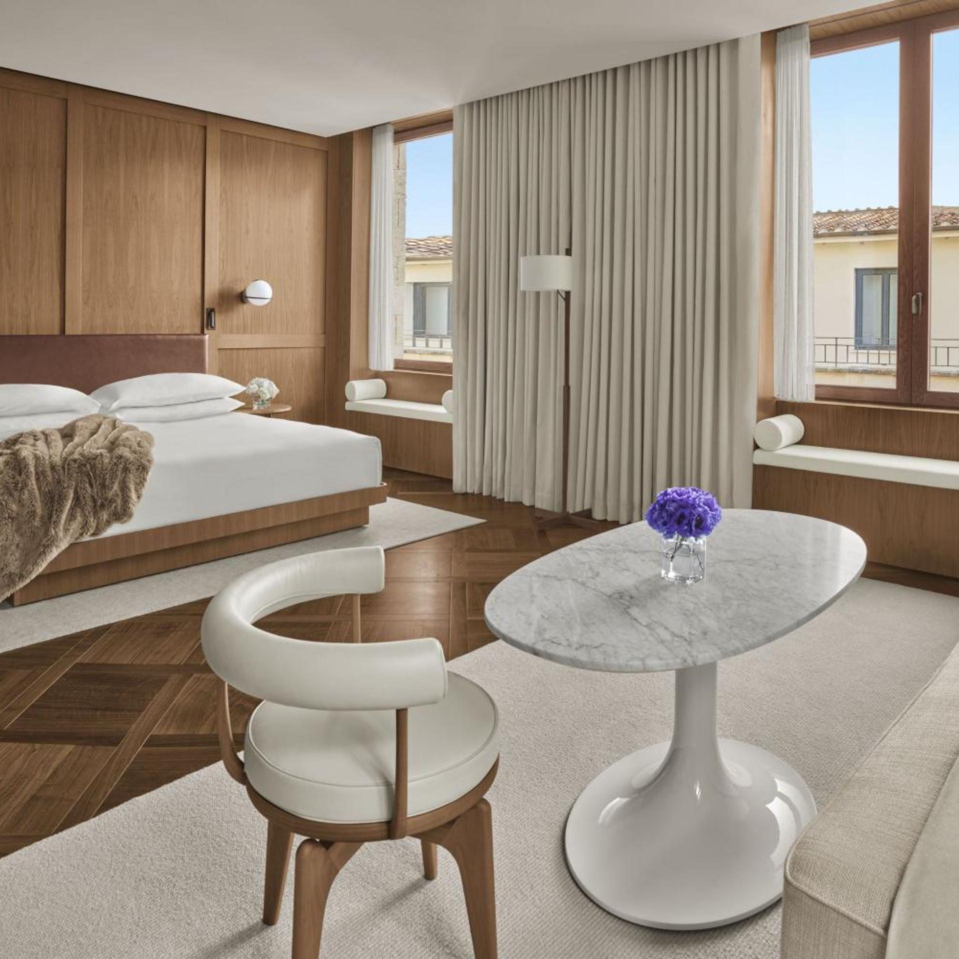 1 Bedroom, Loft, Studio, Suite, King Bed