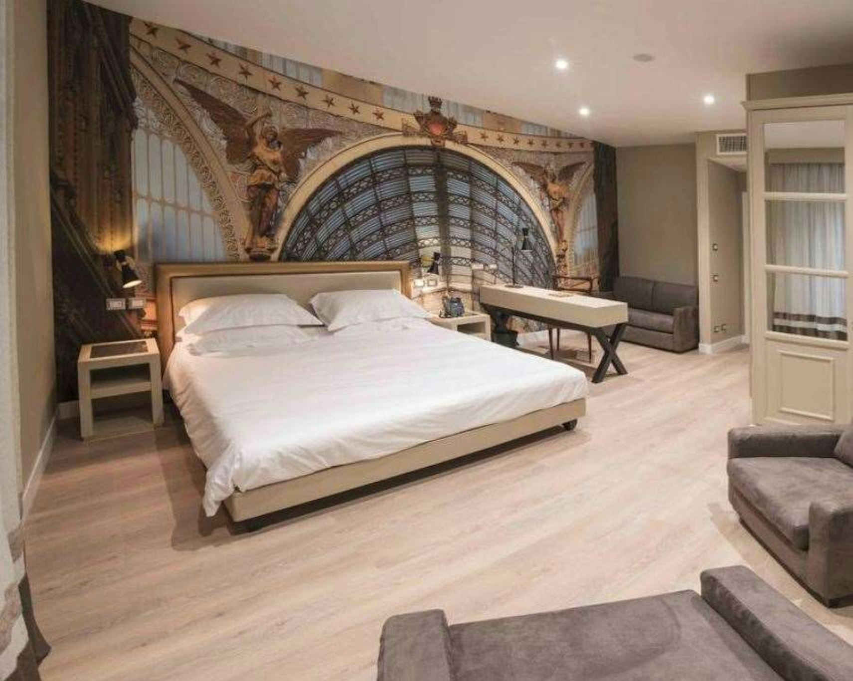 Caruso Place Boutique Wellness Suites 21/70