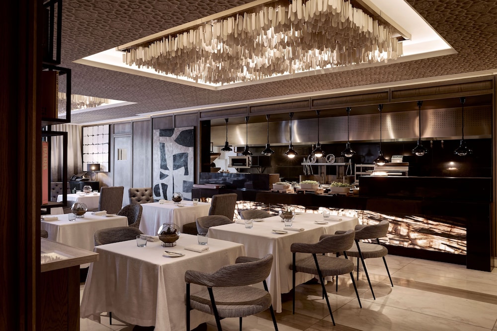 Park Hyatt Johannesburg 30/45