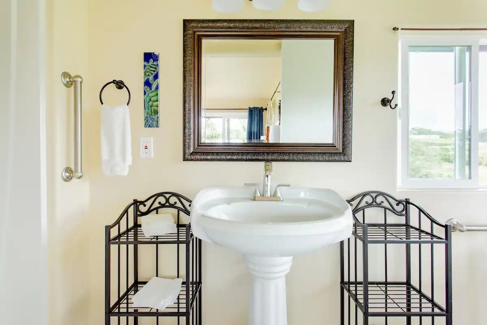 Island Goode's - Luxury Adults Only Accommodation 47/50
