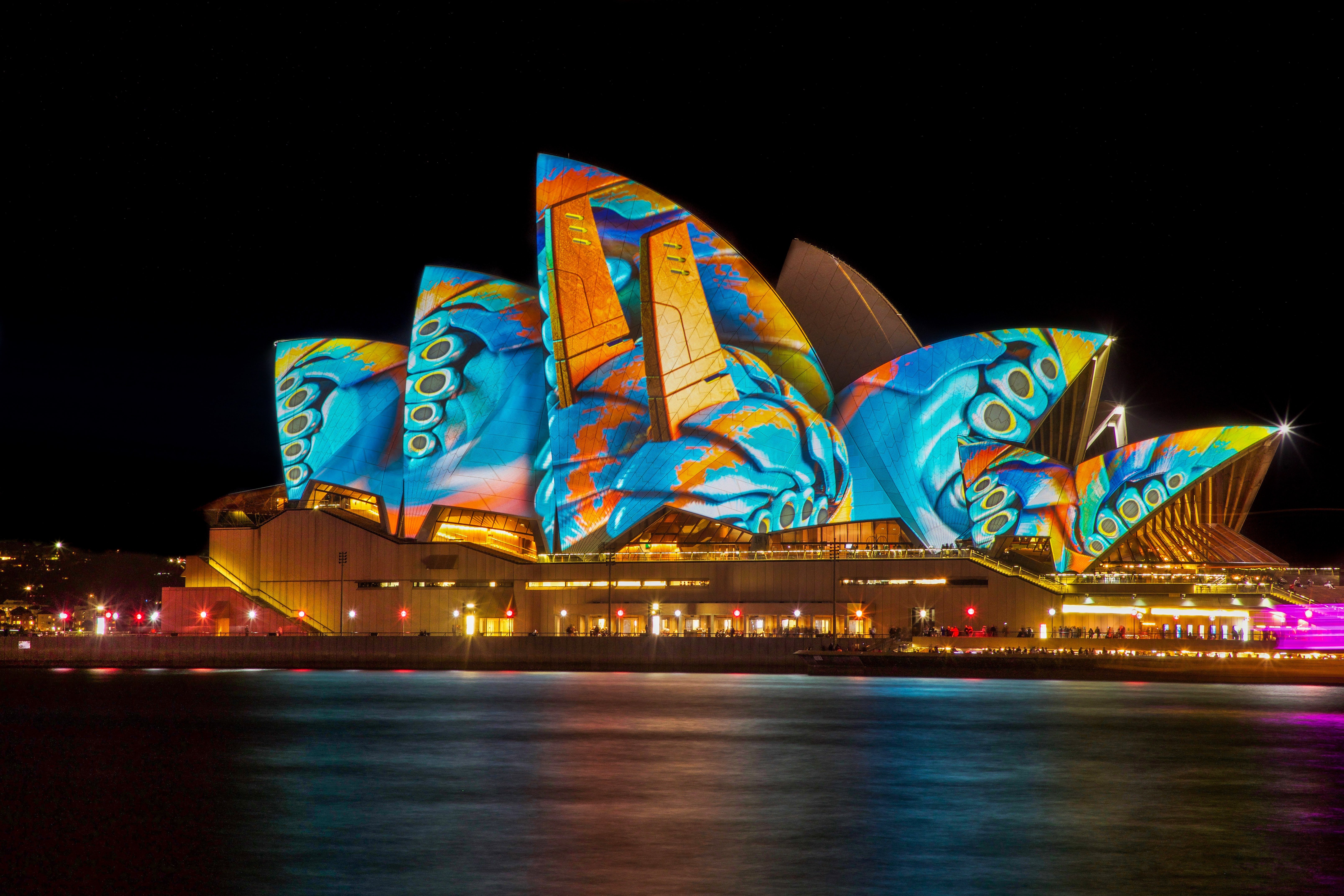 Crowne Plaza Sydney Darling Harbour 80/81