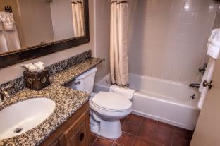 غرفة، Westgate River Ranch Resort & Rodeo 3/3