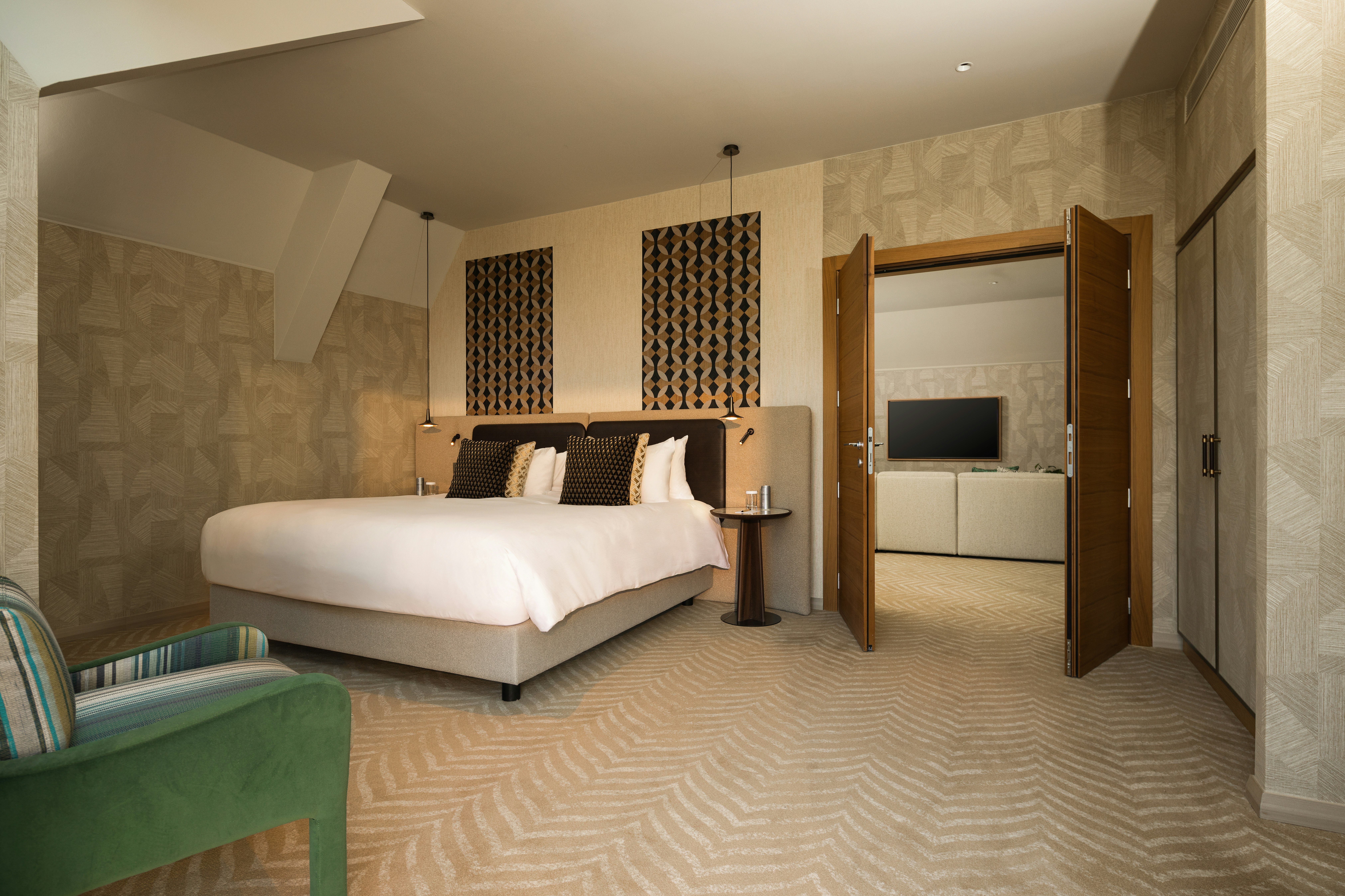 Executive, Suite, King Bed