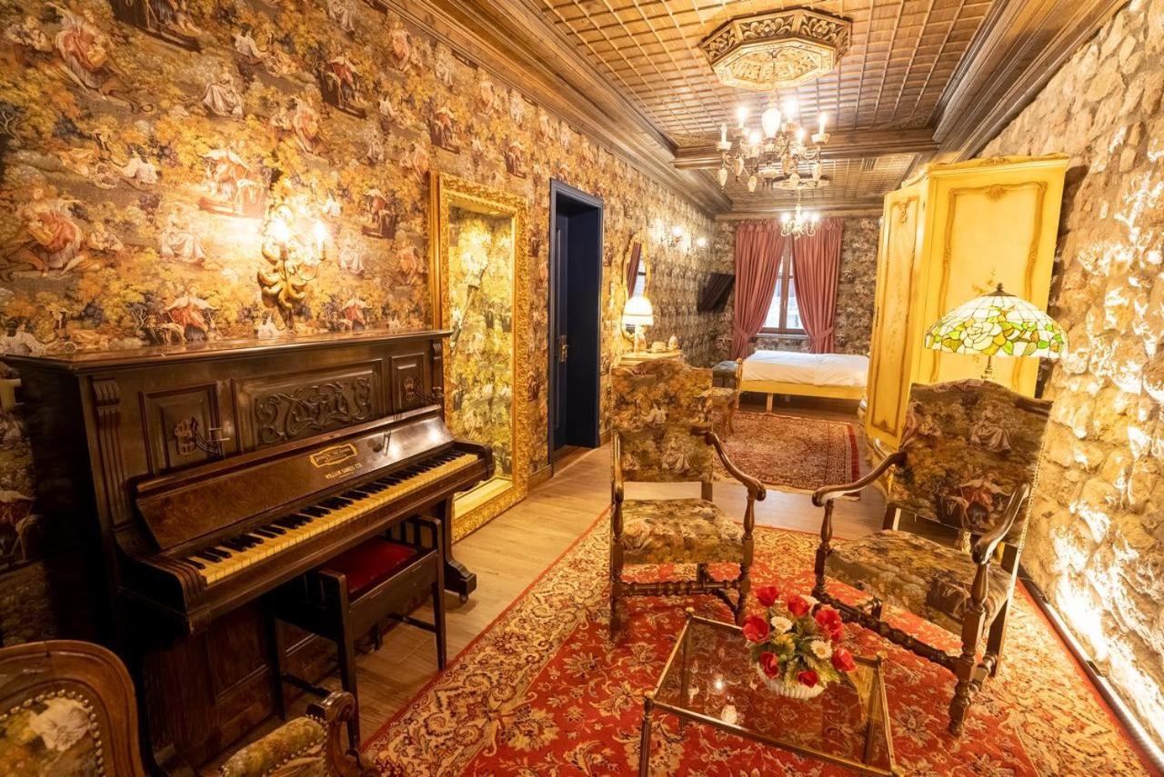 Castle Boutique Hotel 51/63