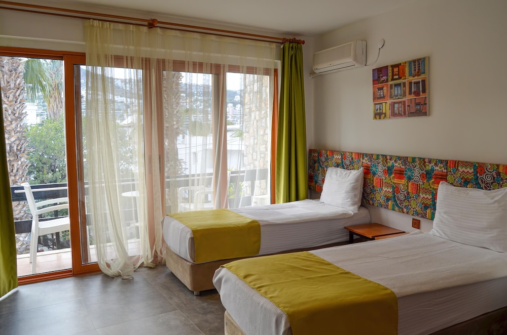 Butikhan Hotel 32/69