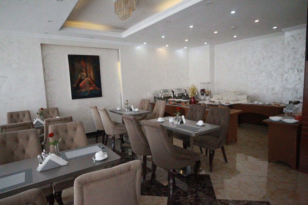 Marcen Addis Hotel 17/18