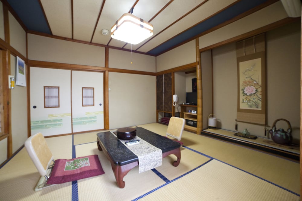 Hinodeya Ryokan 48/68