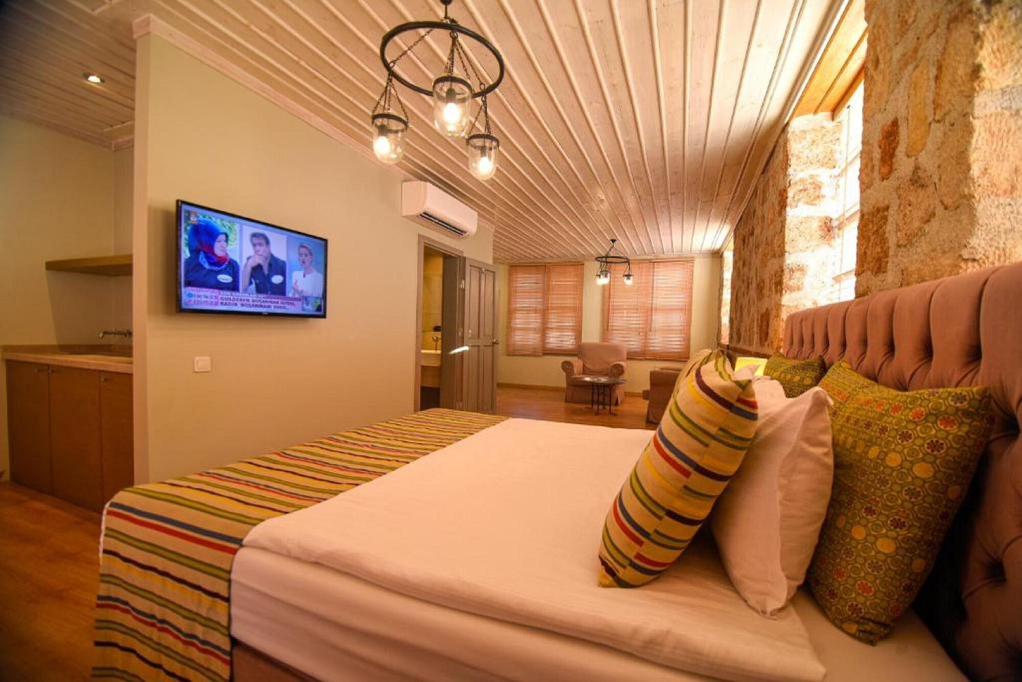 Fiore Garden Suites 29/50