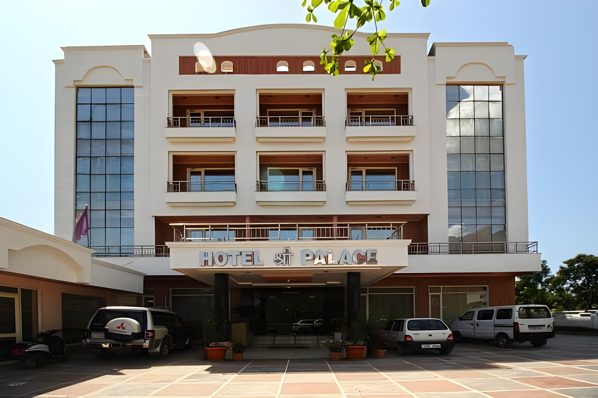 Hotel Shree Palace 42/45