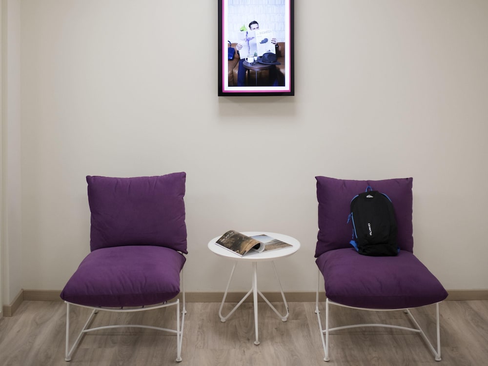 Ibis Styles Athens Routes 26/49