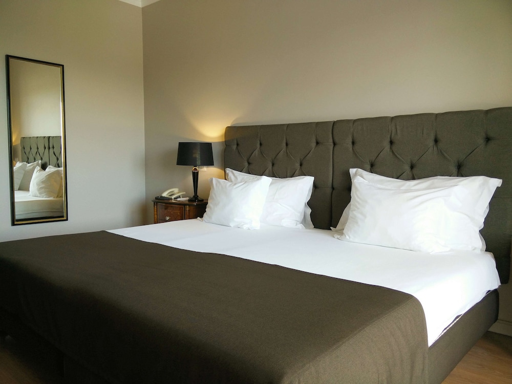 Golden Tulip Porto Gaia Hotel 16/68
