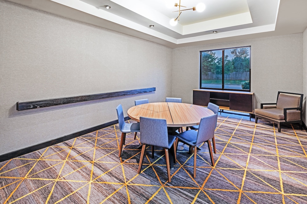 Holiday Inn Hotel & Suites Stillwater - University West 52/60