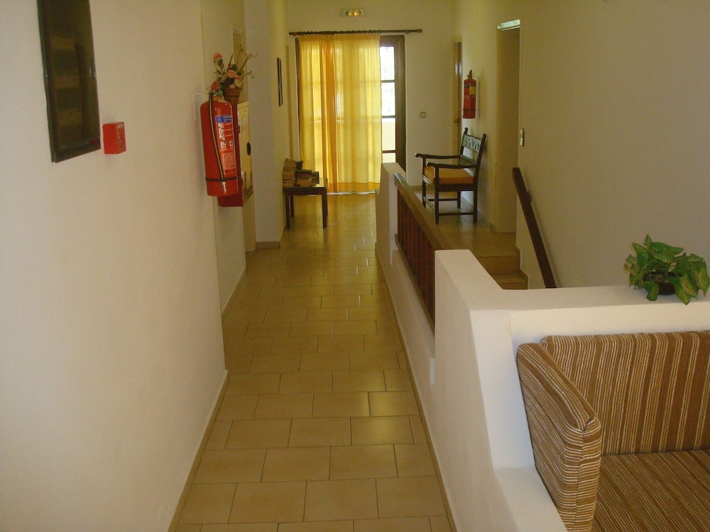 Aghas Hotel 27/60