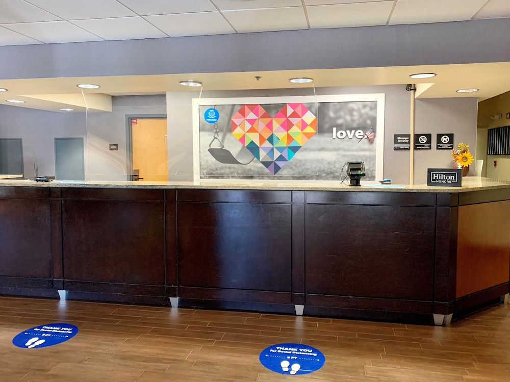 Hampton Inn Champaign/Urbana 11/63