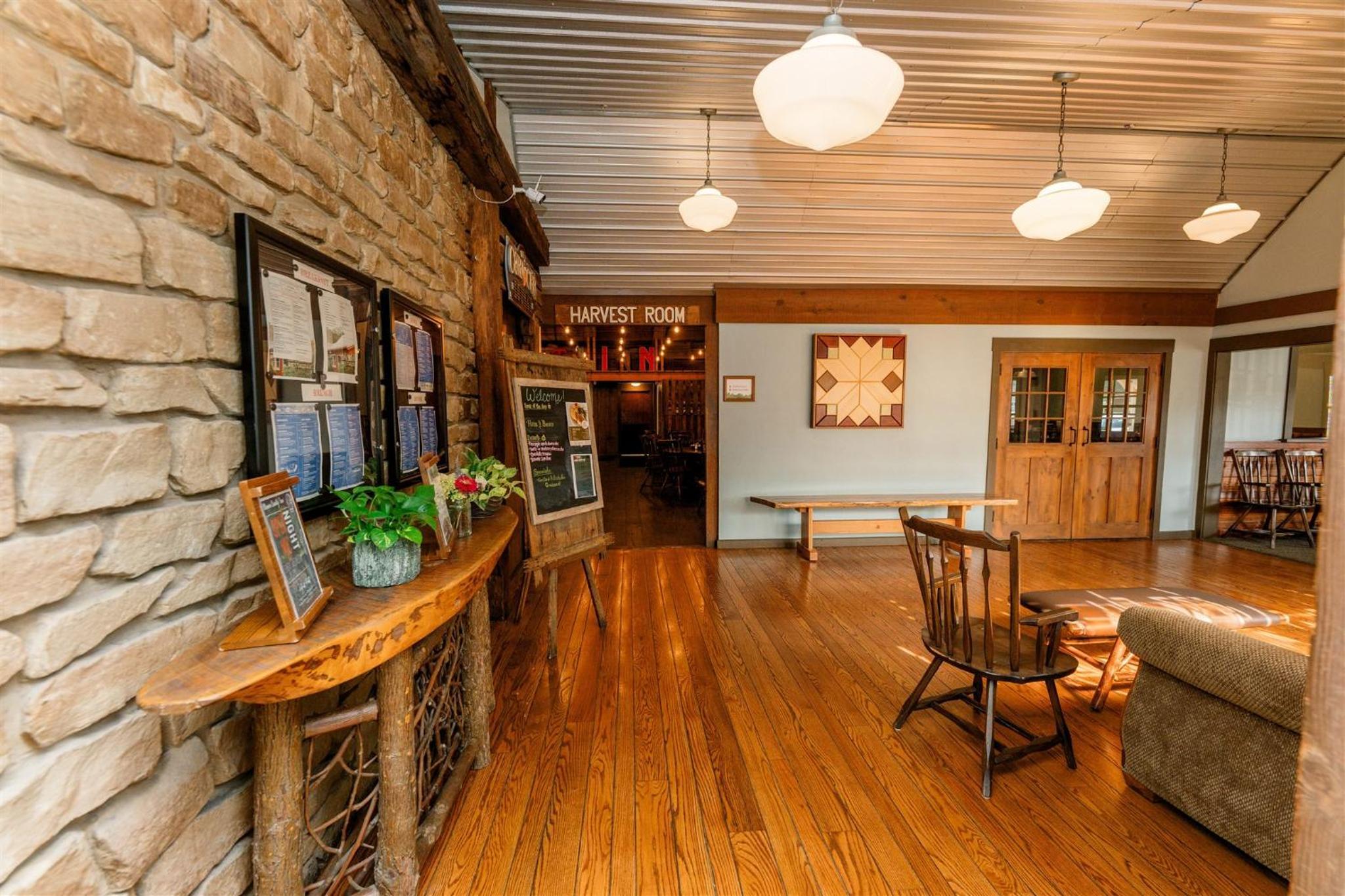 Brown County Inn 8/50