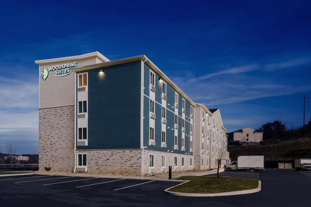 WoodSpring Suites Washington Meadowlands PA 2/45