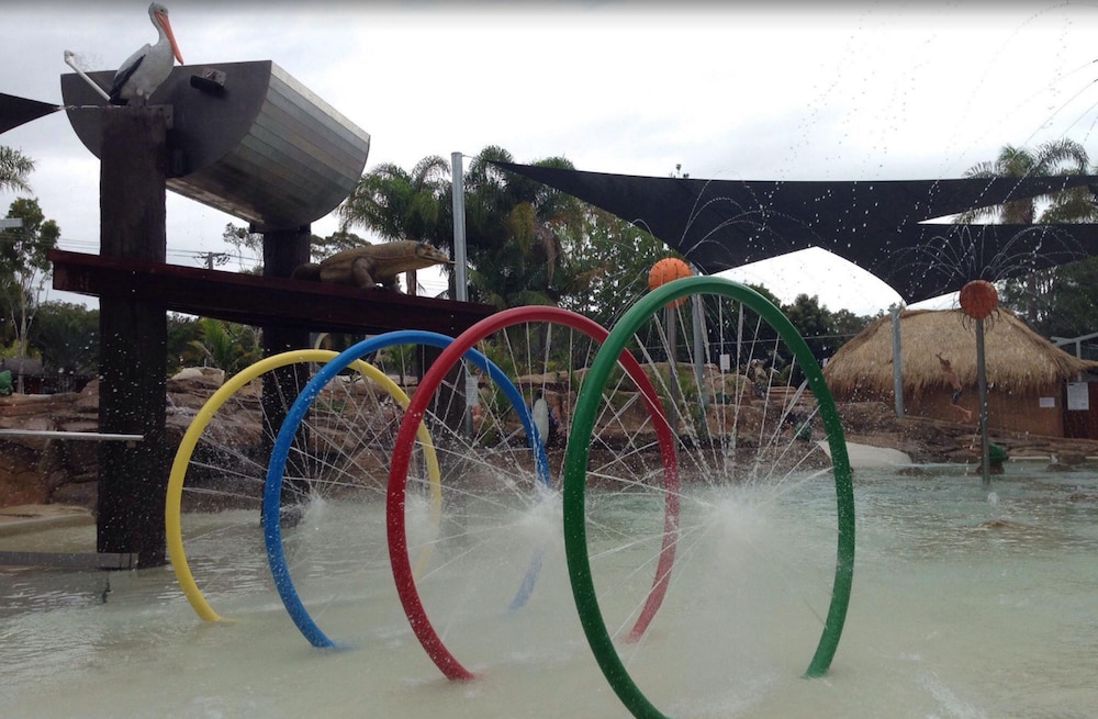 BLUE DOLPHIN HOLIDAY RESORT 36/50