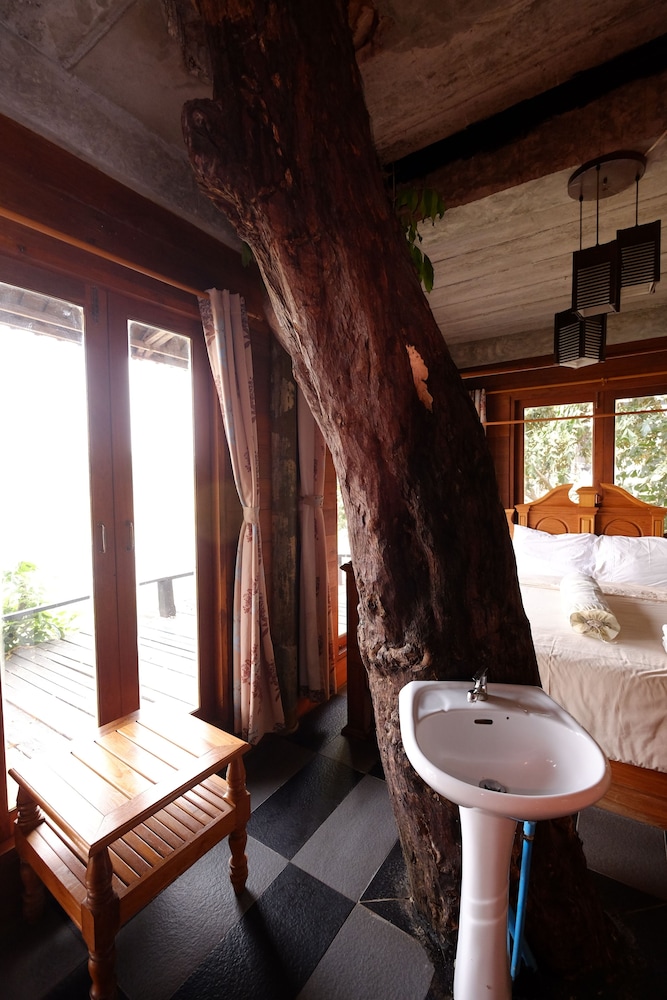 P P Coffee Resort Maesariang 47/50