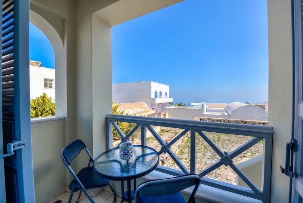 Ellinon Thea Boutique Hotel 6/72