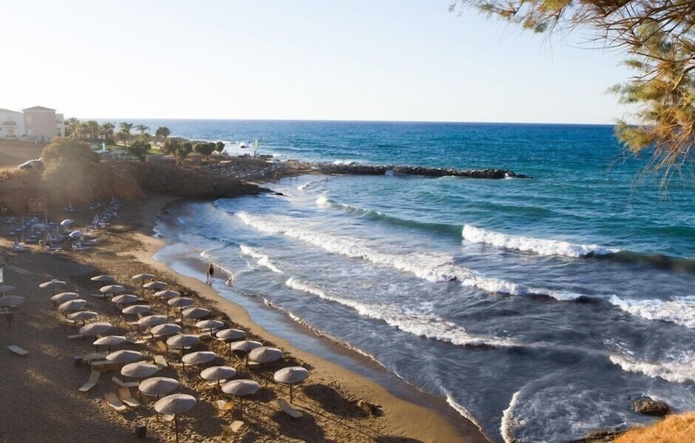 Panormo Beach Hotel 27/32