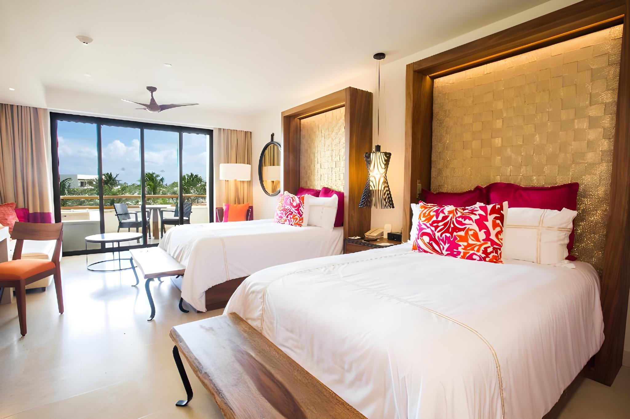 Preferred Club, Junior Suite, Tropical View