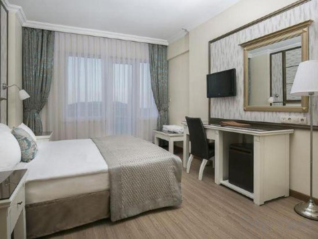 Standard, Double Bed